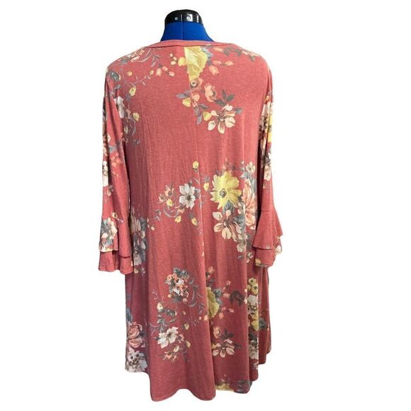 Women’s Peach Floral Dress Size 2X, POCKETS, Bell Sleeves - Picture 3 of 7